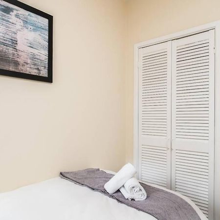 Sleeps 5, Smart Tv'S In Bedrooms Swansea Exterior photo